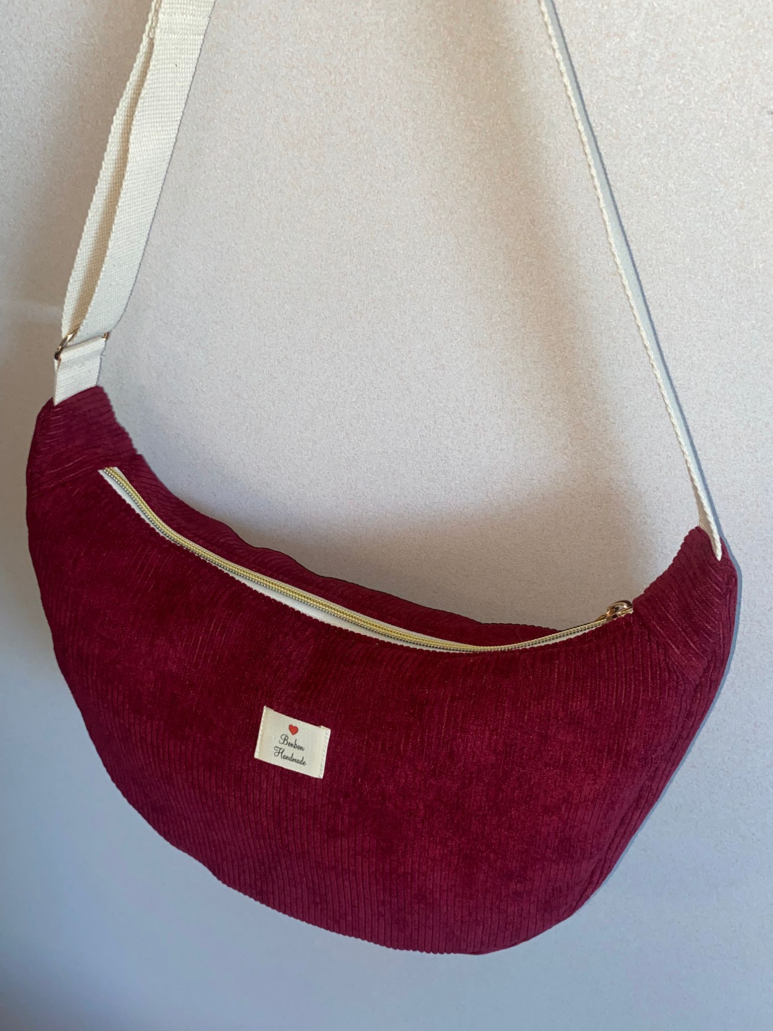 Croissant Bag Velvet Bordeaux