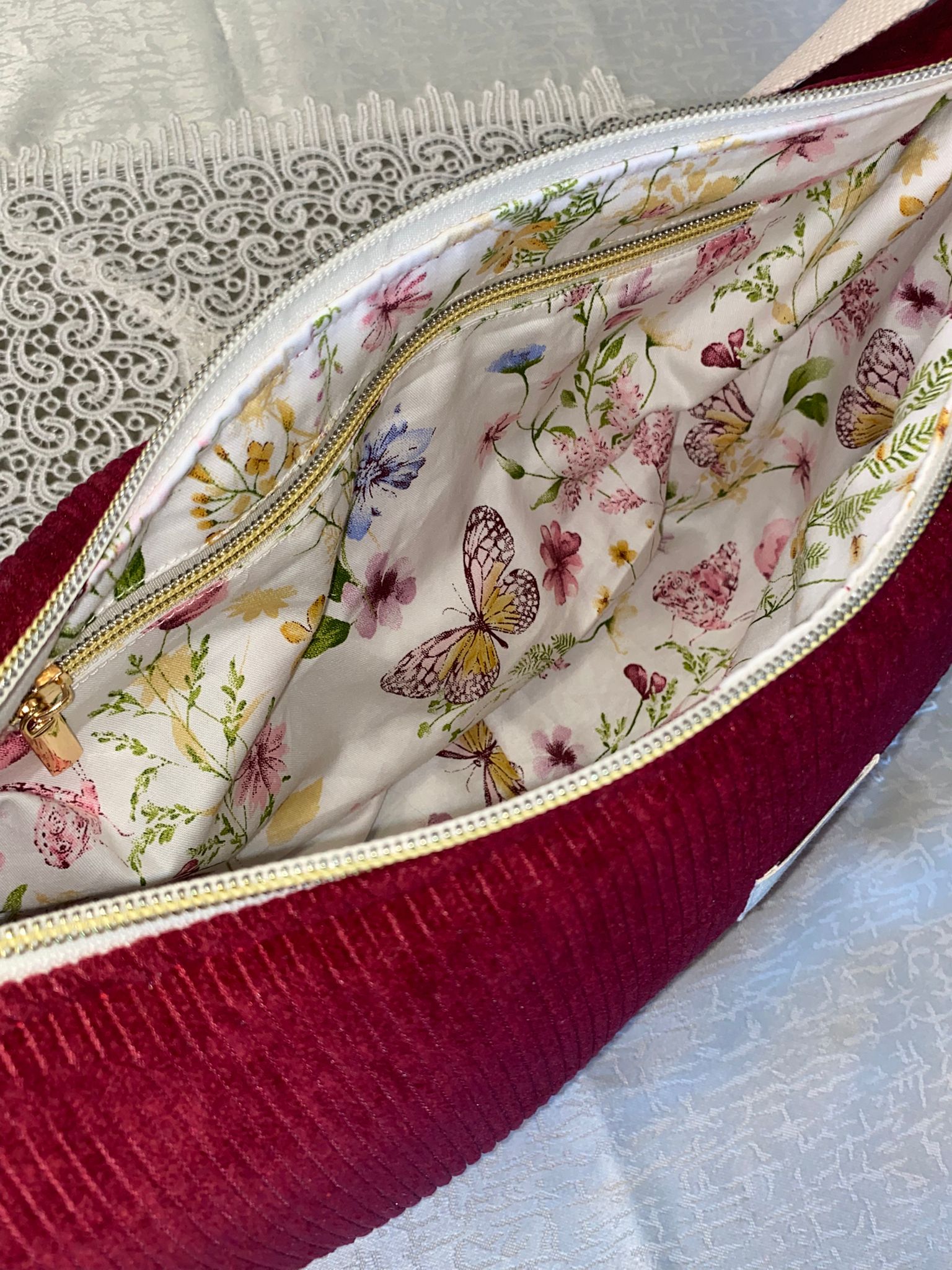 Croissant Bag Velvet Bordeaux