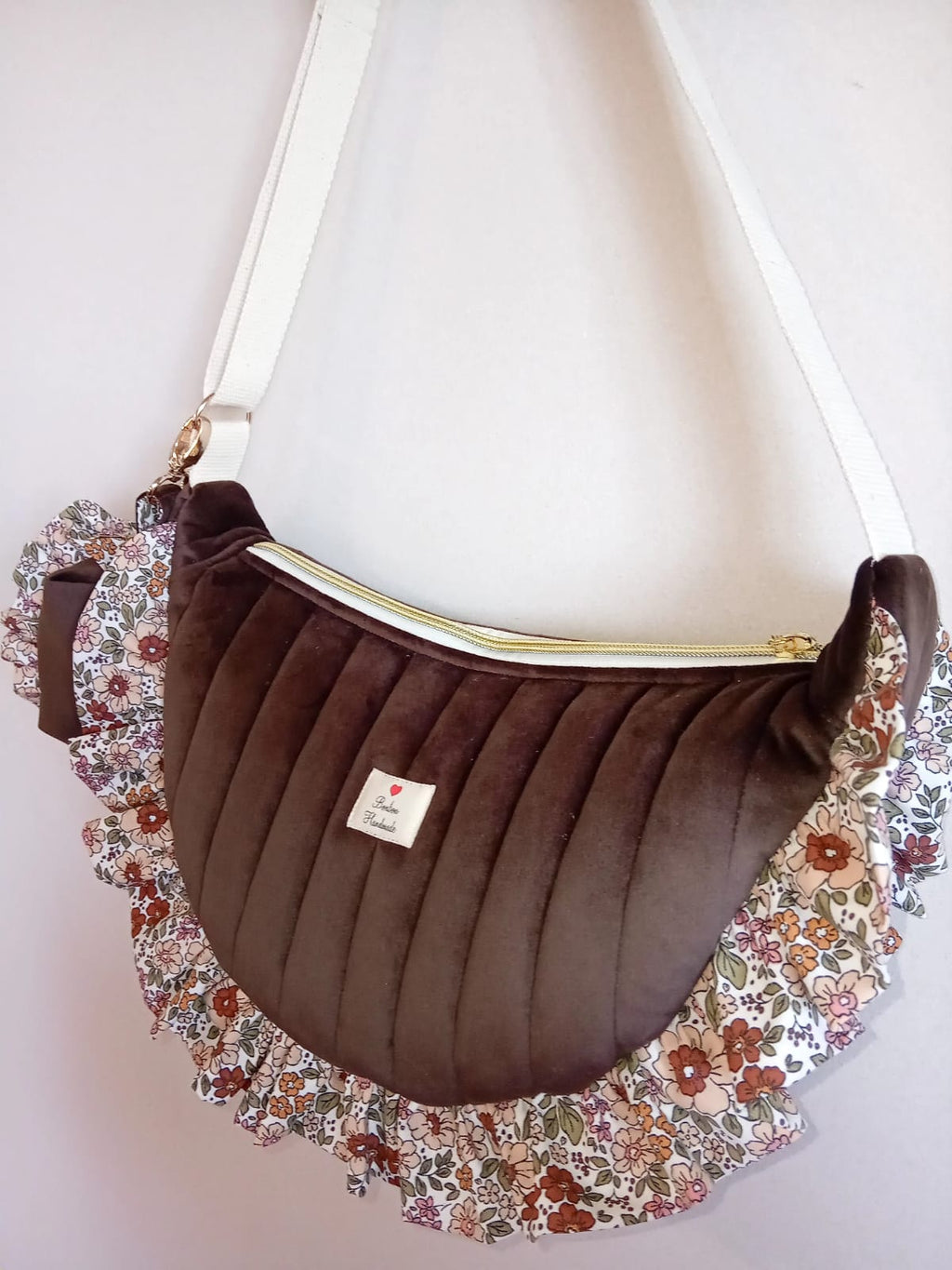 Croissant Bag Velvet Chocolate